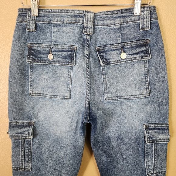 KanCan Huntsville High Rise Cargo Slim Straight Medium Wash Jeans-Size 5/26 - Picture 9 of 11